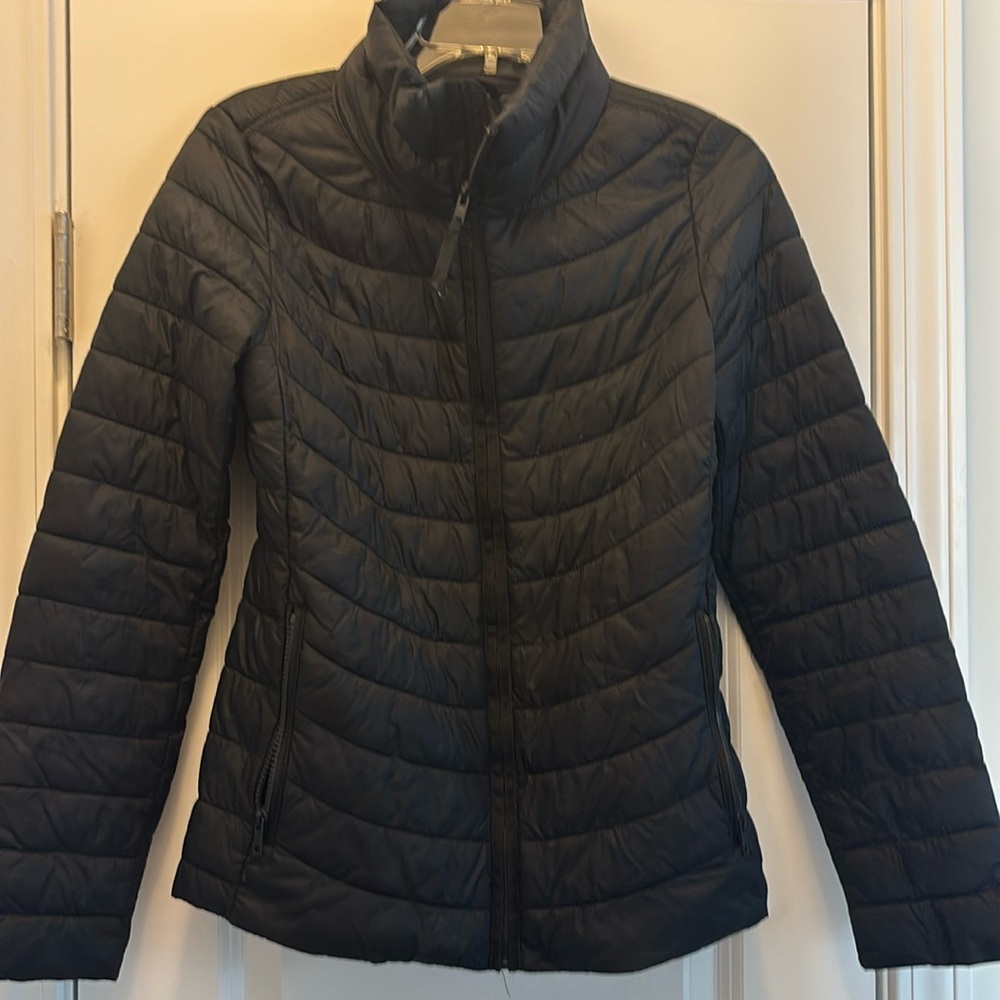 EUC women’s packable puffer